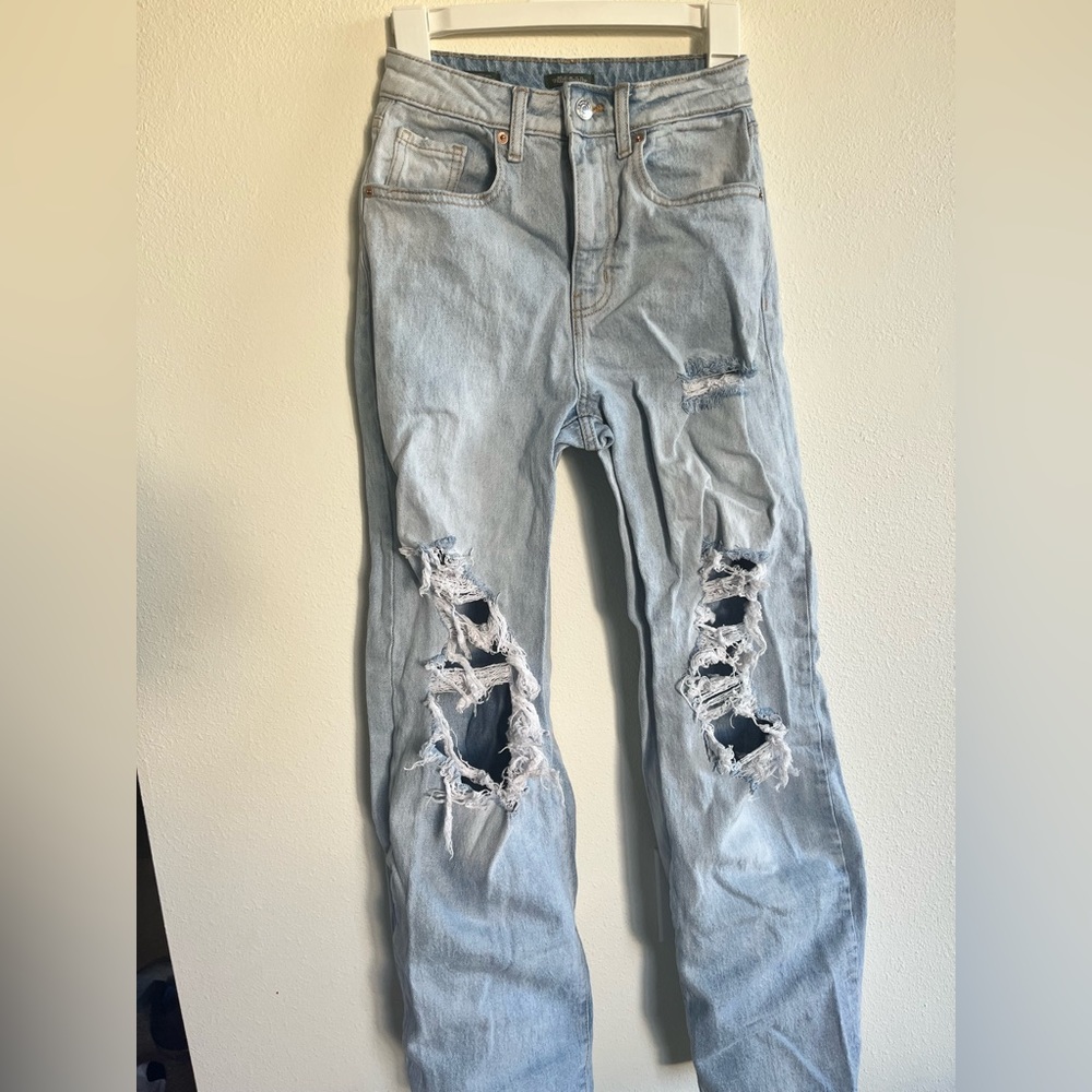 Wild Fable Super High-Rise Light Blue Zip Baggy Ripped Jeans Women’s Size 00/24R